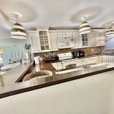 Beach Oasis 704 Lovely Daytona Ocean Front For 5 Sleeps Up To 12 Daytona Beach Dış mekan fotoğraf