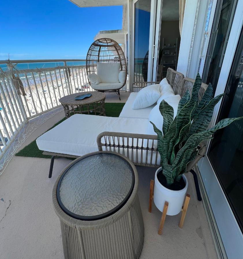 Beach Oasis 704 Lovely Daytona Ocean Front For 5 Sleeps Up To 12 Daytona Beach Dış mekan fotoğraf