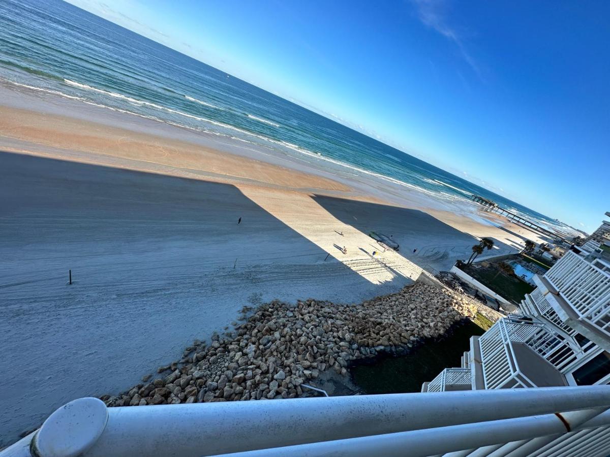 Beach Oasis 704 Lovely Daytona Ocean Front For 5 Sleeps Up To 12 Daytona Beach Dış mekan fotoğraf