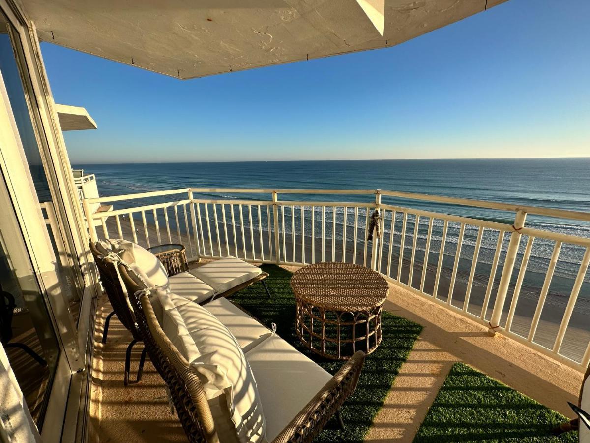 Beach Oasis 704 Lovely Daytona Ocean Front For 5 Sleeps Up To 12 Daytona Beach Dış mekan fotoğraf